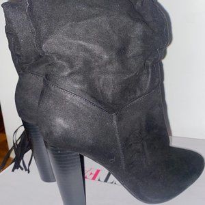 Amberly Boot with back tassle